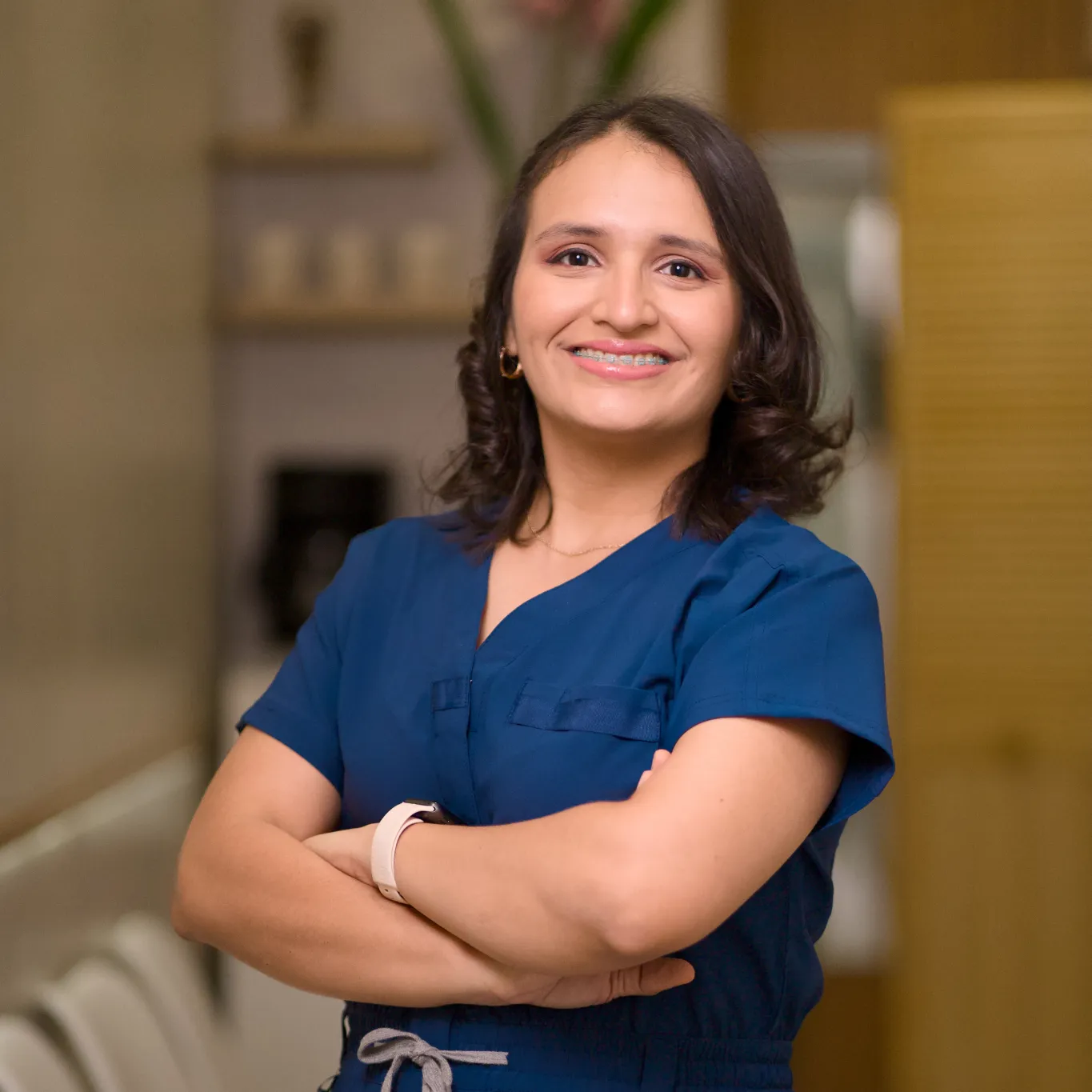 Dra. Gabriela Cubas — Especialista en Periodoncia e Implantología San Pedro Sula